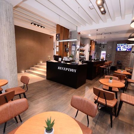 Alexandar Square Boutique Hotel สโกเปีย ภายนอก รูปภาพ